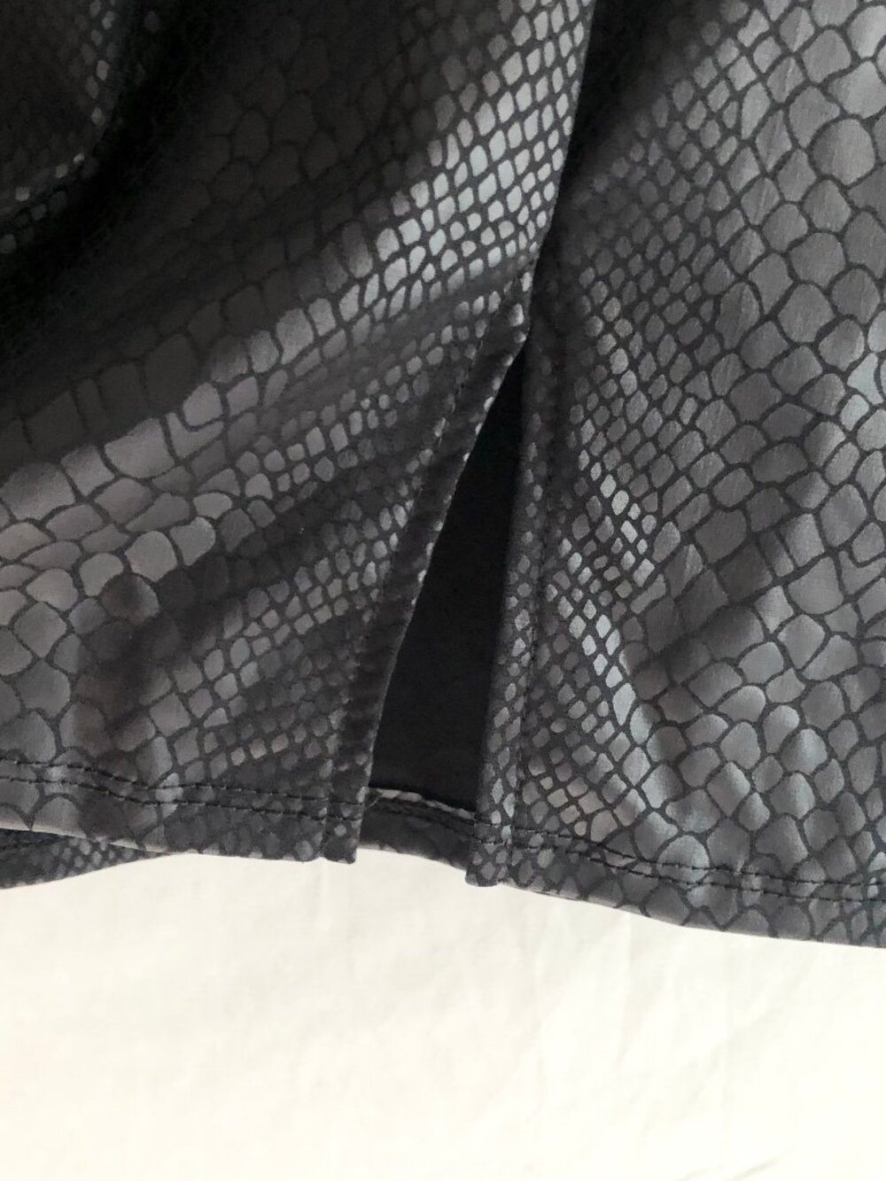 Black Faux Snakeskin Mini Skirt - Picture 4 of 4